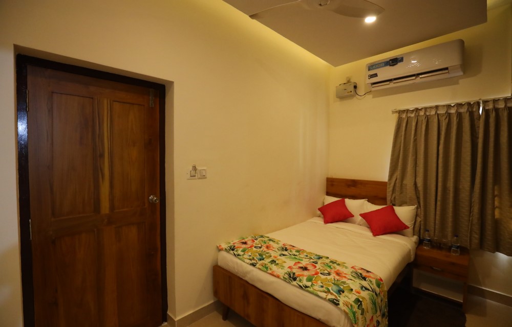 Riverfront Standard Room